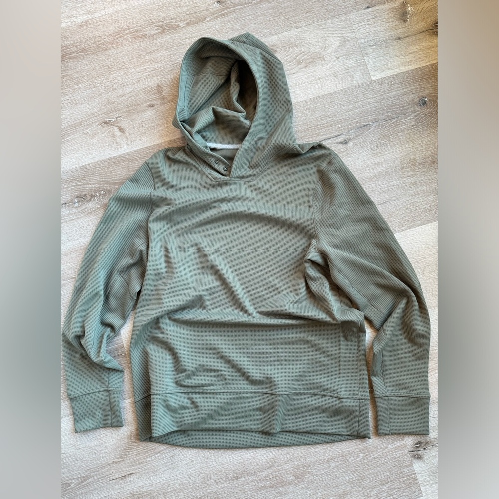 Lululemon Snap Pull Over